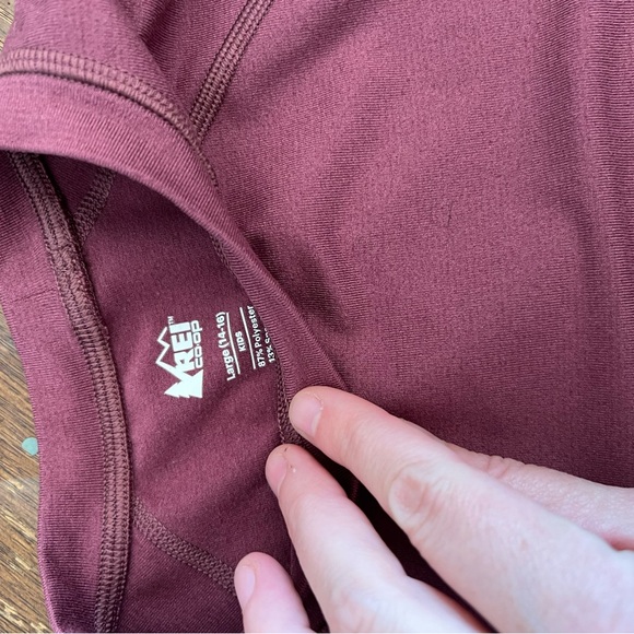 Mauve Girls size 10/12 REI base layers set - Picture 2 of 4